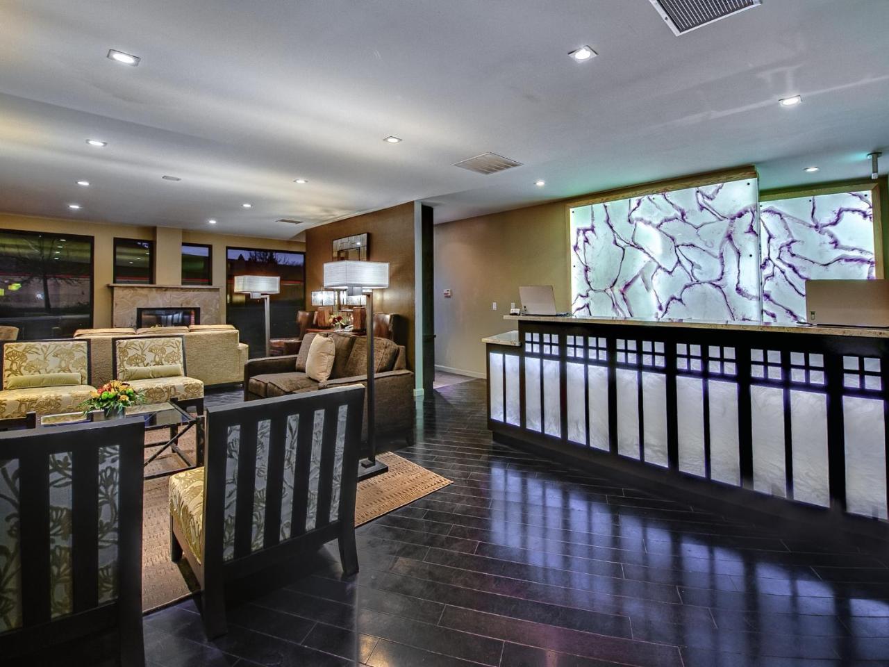 Best Western Plus Boulder Inn Bagian luar foto