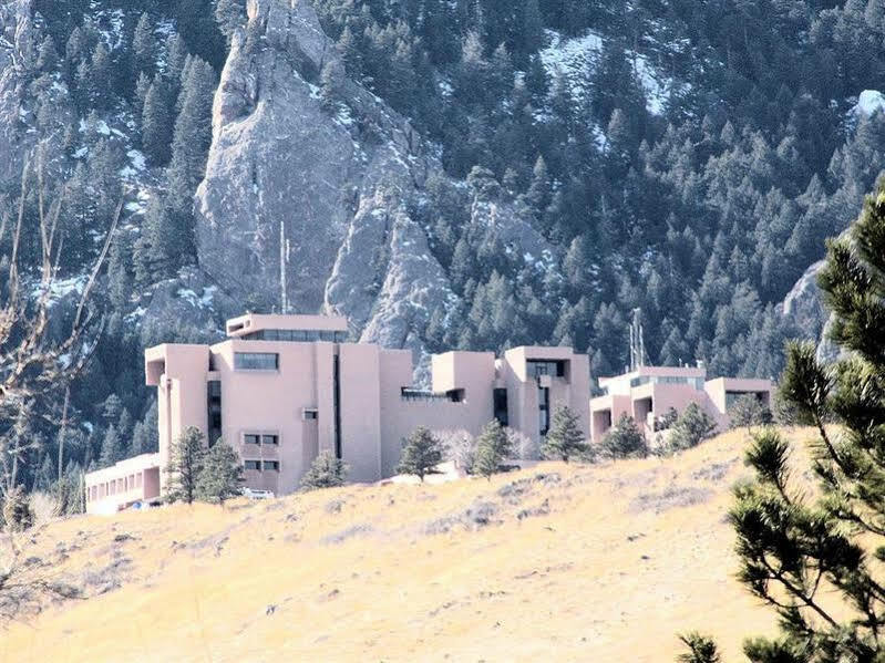 Best Western Plus Boulder Inn Bagian luar foto