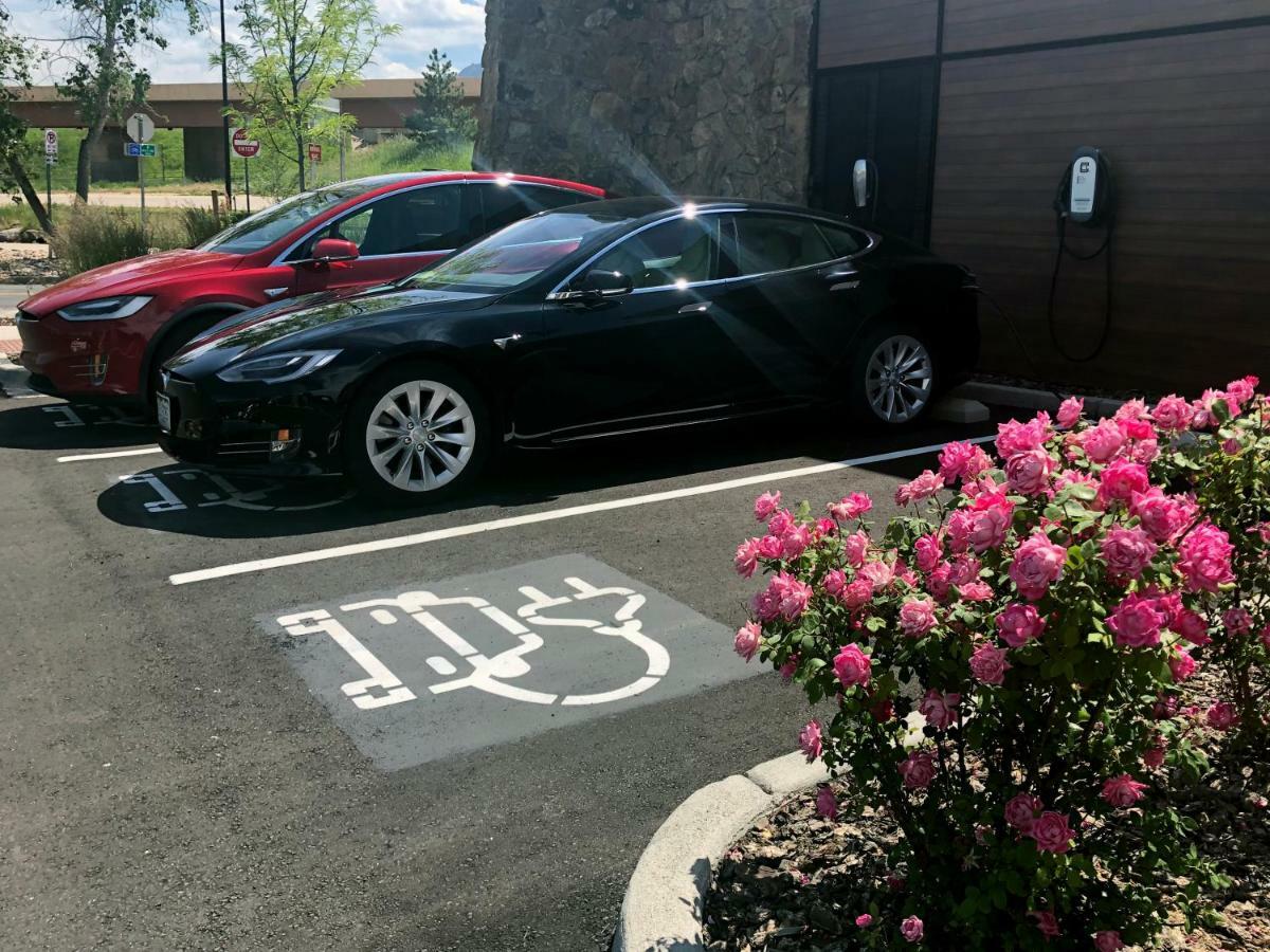 Best Western Plus Boulder Inn Bagian luar foto